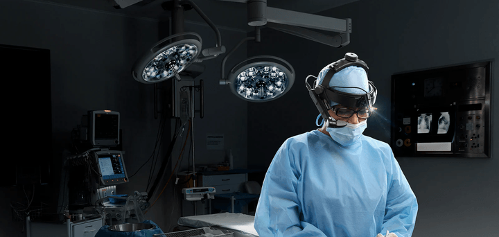 Surgeon wearing a headset in an operating room